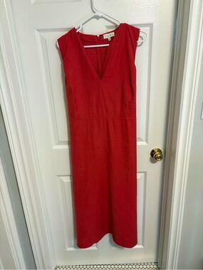 Coral V-Neck Sleeveless Midi Dress
